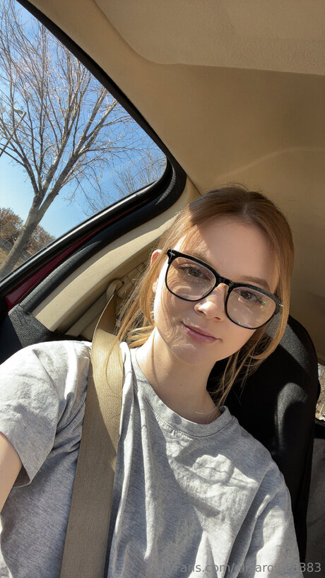 Elizarowe8383 onlyfans strip