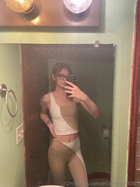 Elizarowe8383 porn onlyfans leaks