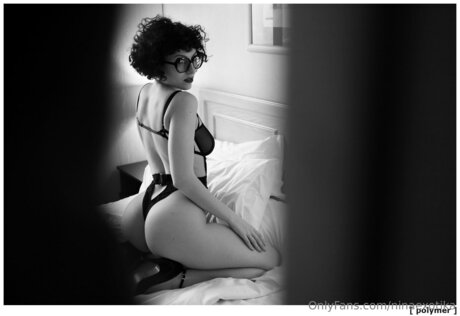 Ninaeroticart only fans pics