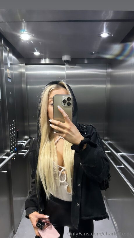 Charlotte De leak onlyfans