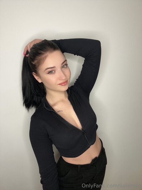 Tinylia onlyfans page