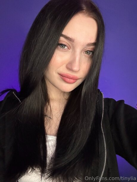 Tinylia naked onlyfans