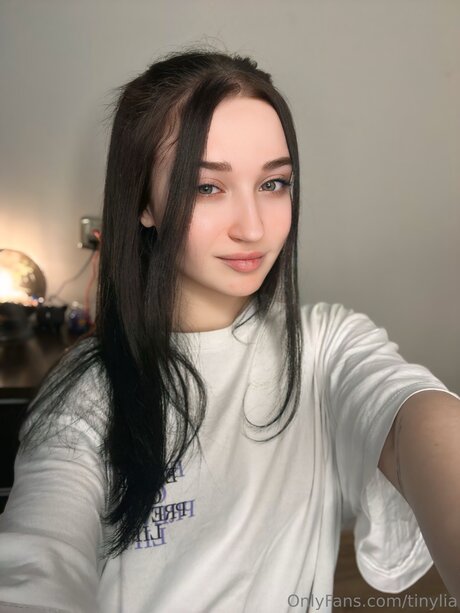 Tinylia only fans leak porn