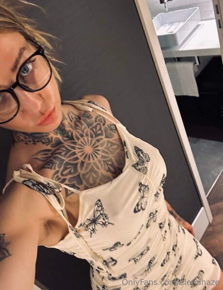 Elenascrib naked onlyfans pics