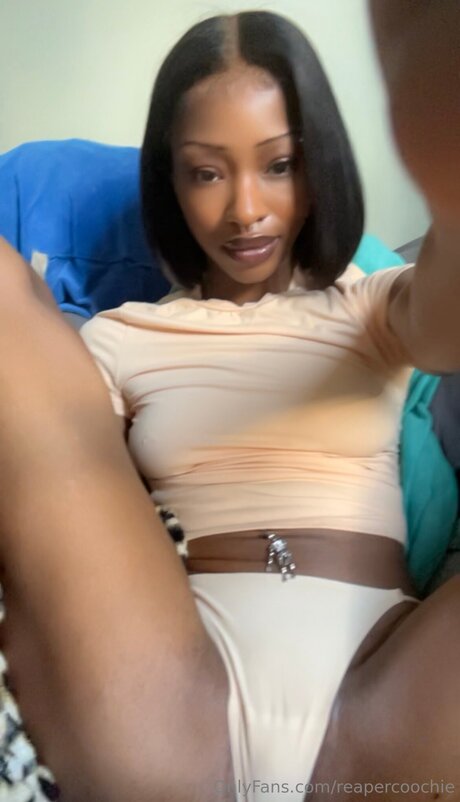 Reapercoochie nude porn onlyfans