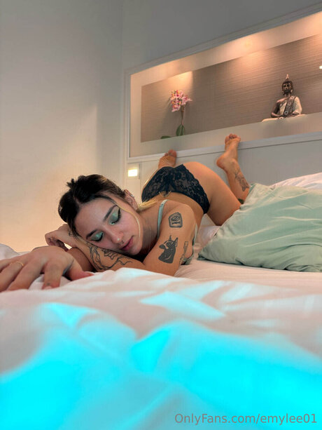Emylee01 nude leak onlyfans