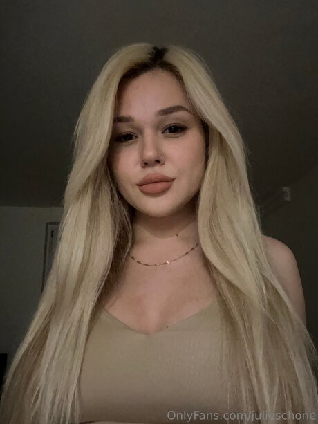 Julieschone onlyfans model photo