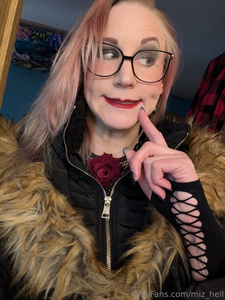 Miz Hell leaked only fans porn