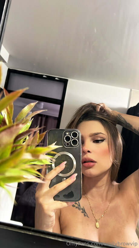 Emilybrowvip xxx only fans