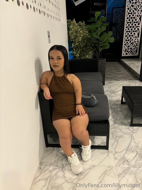 Lillymidget onlyfans strip tease