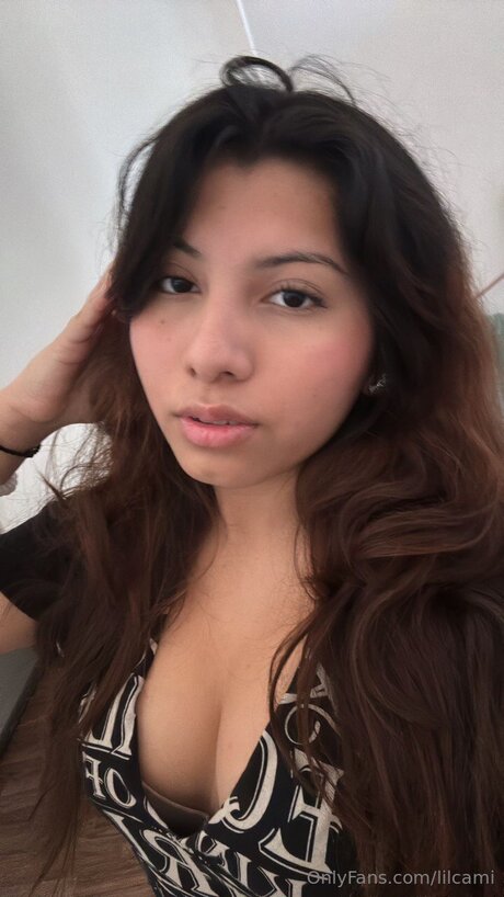 Lilcami nude onlyfans