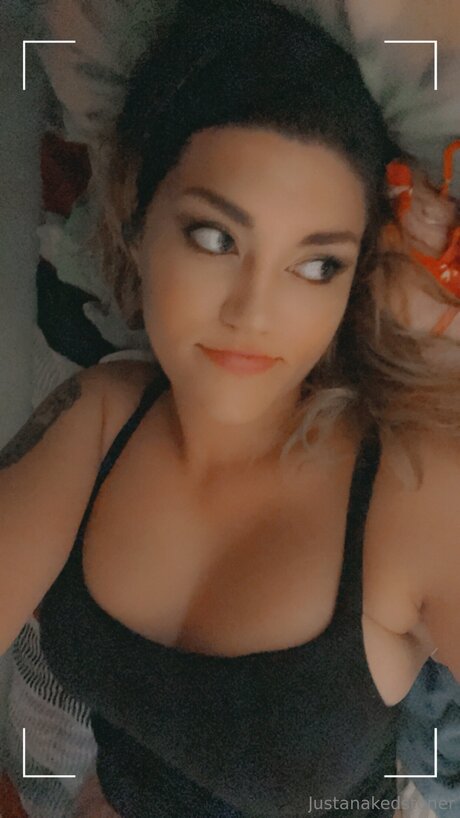 Justanakedstoner onlyfans pictures