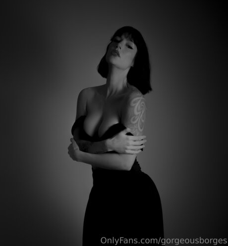 Gorgeousborges topless onlyfans