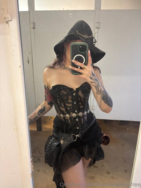 Marilunafansfree onlyfans sexy