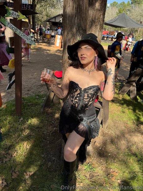 Marilunafansfree onlyfans photos