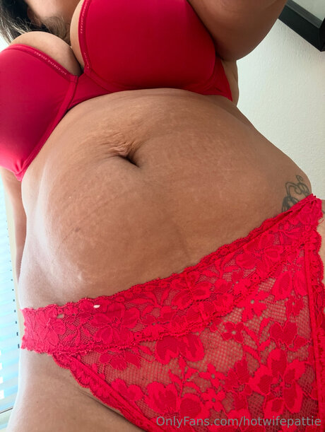 Hotwifepattie onlyfans pics nude