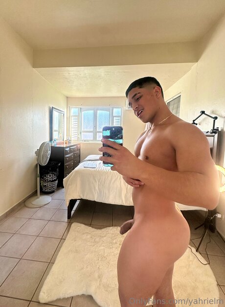 Yahrielm nude leaks onlyfans