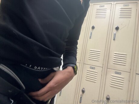 Allstarnick only fans naked