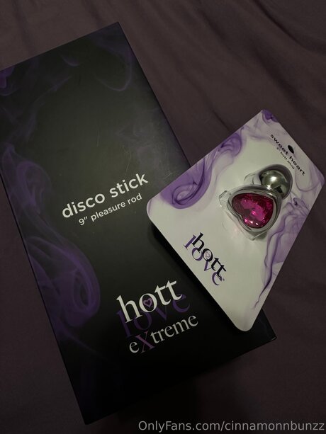 Cinnamonnbunzz on onlyfans