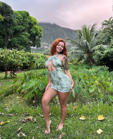 Sinatramonroeoftv onlyfans leaked tits