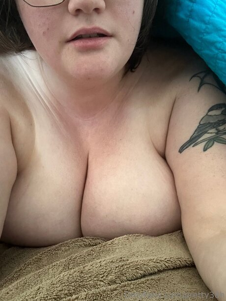 Pretty38h onlyfans model photo