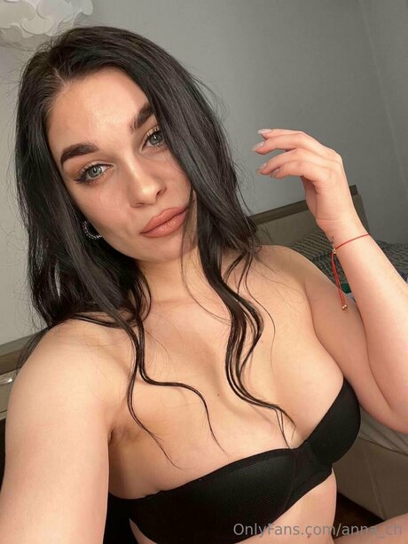 Mavissss nudes onlyfans