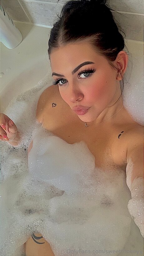 Sweetthoneyy onlyfans xxx
