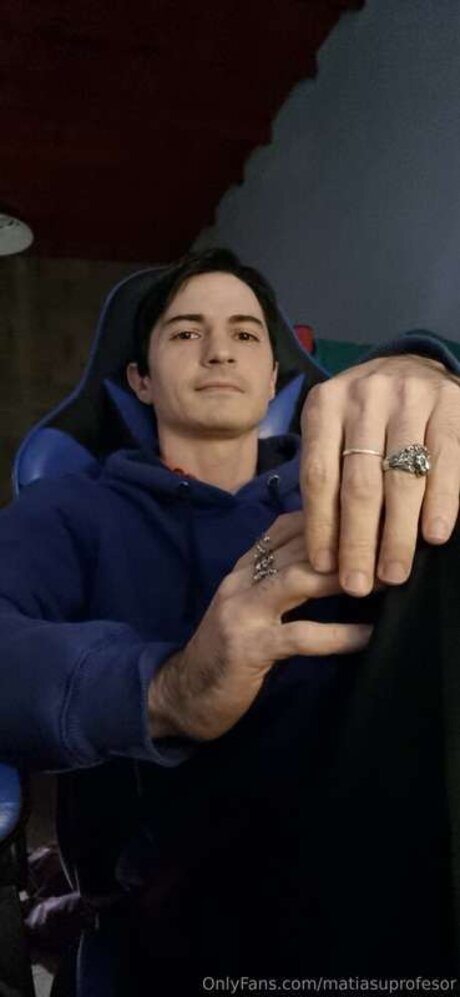 Matiasuprofesor nude onlyfans pics
