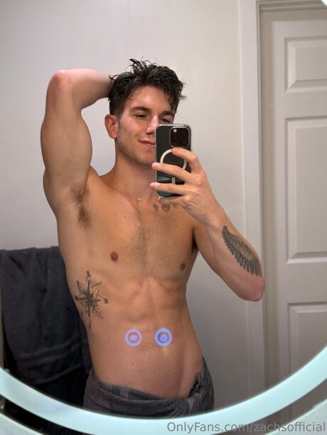 Zachsofficial new onlyfans leak