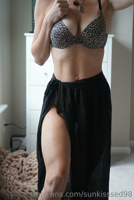 Sunkisssed98 onlyfans images