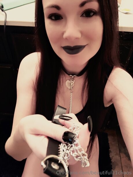 Beautiful21chaos onlyfans nudes