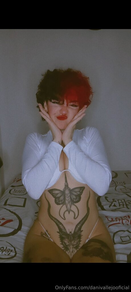 Danivallejooficial nude on onlyfans