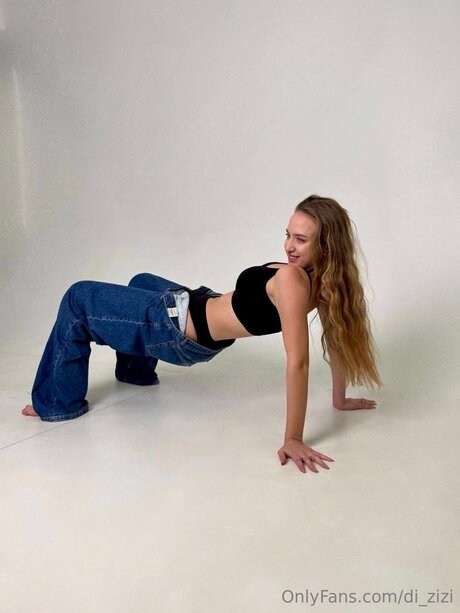 Di Zizi only fans nude