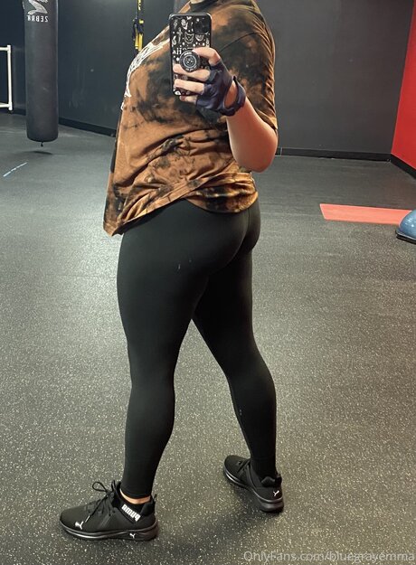 Bluegrayemma only fans leaks