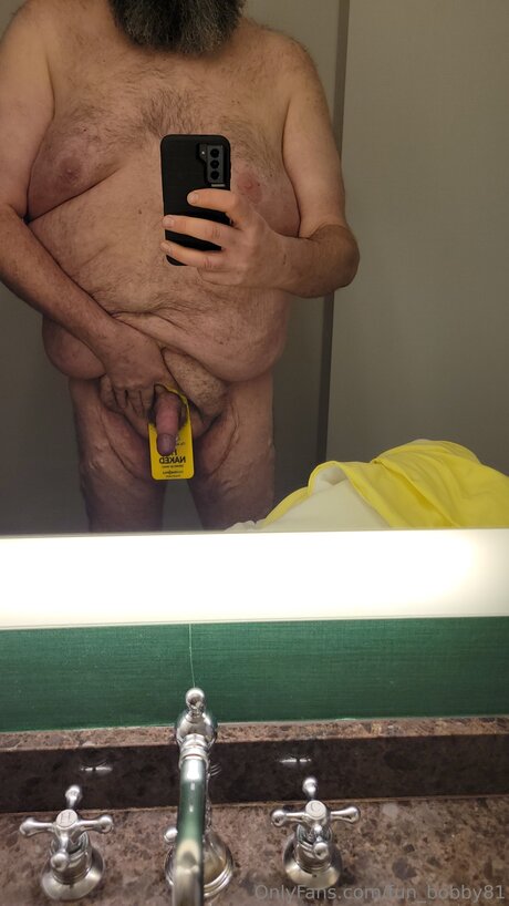 Fun Bobby81 xxx only fans