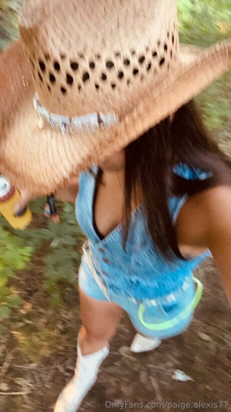 Pj Xoxo 11 is on onlyfans