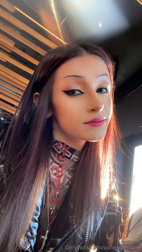 Vanessamainz nude only fans leaks