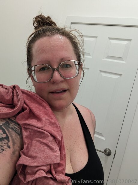 U381070047 onlyfans leaj