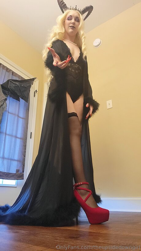 Theupsidedowngirl Profile pic