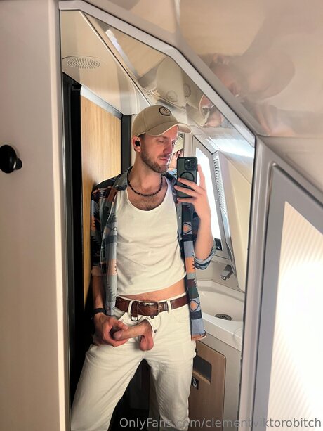 Victorobitch onlyfans creator