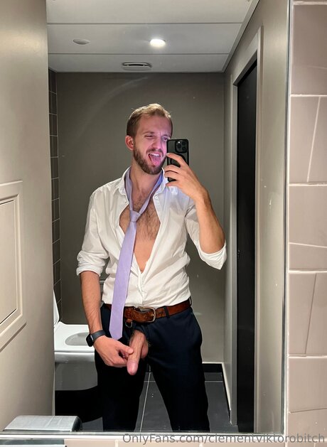 Victorobitch is on onlyfans