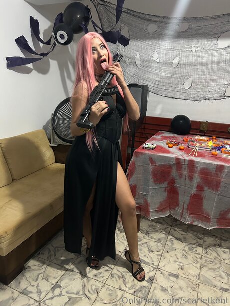 Scarletkent onlyfans posts