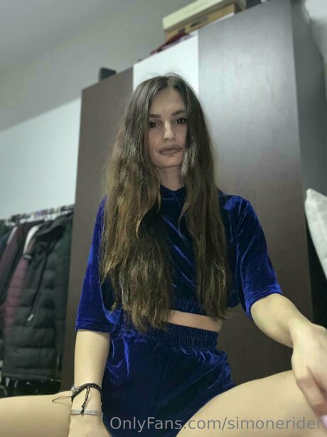 Simonerider onlyfans model photo