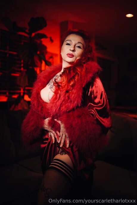 Yourscarletharlotxxx onlyfans nude content