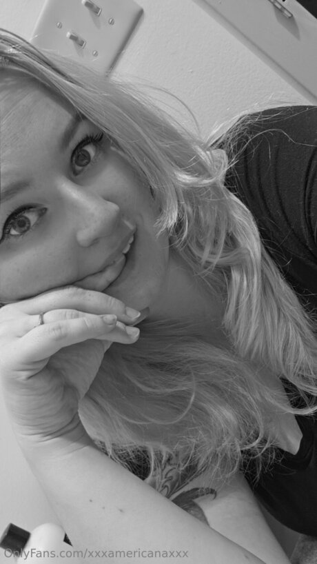 Xxxamericanaxxx only fans photos