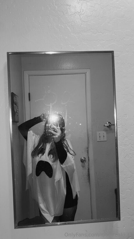 Mommakk33 onlyfans picture