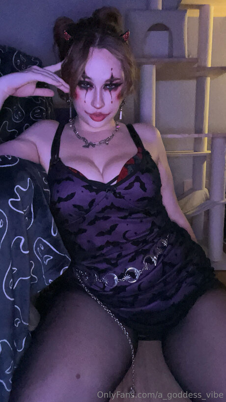 A Goddess Vibe only fans content