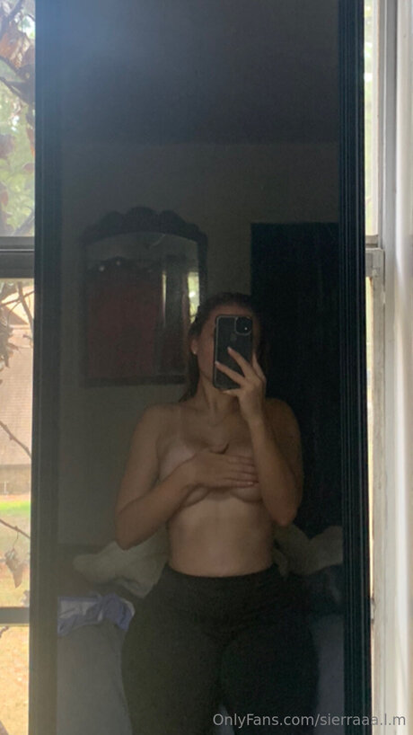 Sierraaa L M only fans leaks porn