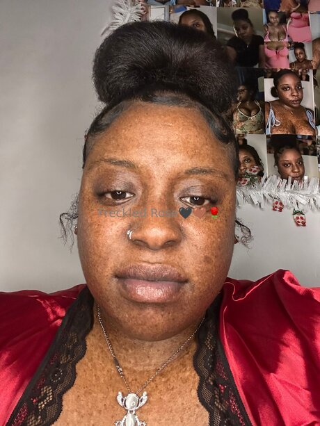 Freckledfantasy5 naked onlyfans leaked