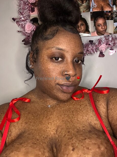 Freckledfantasy5 Profile pic